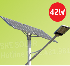 Đèn đường năng lượng mặt trời 42W